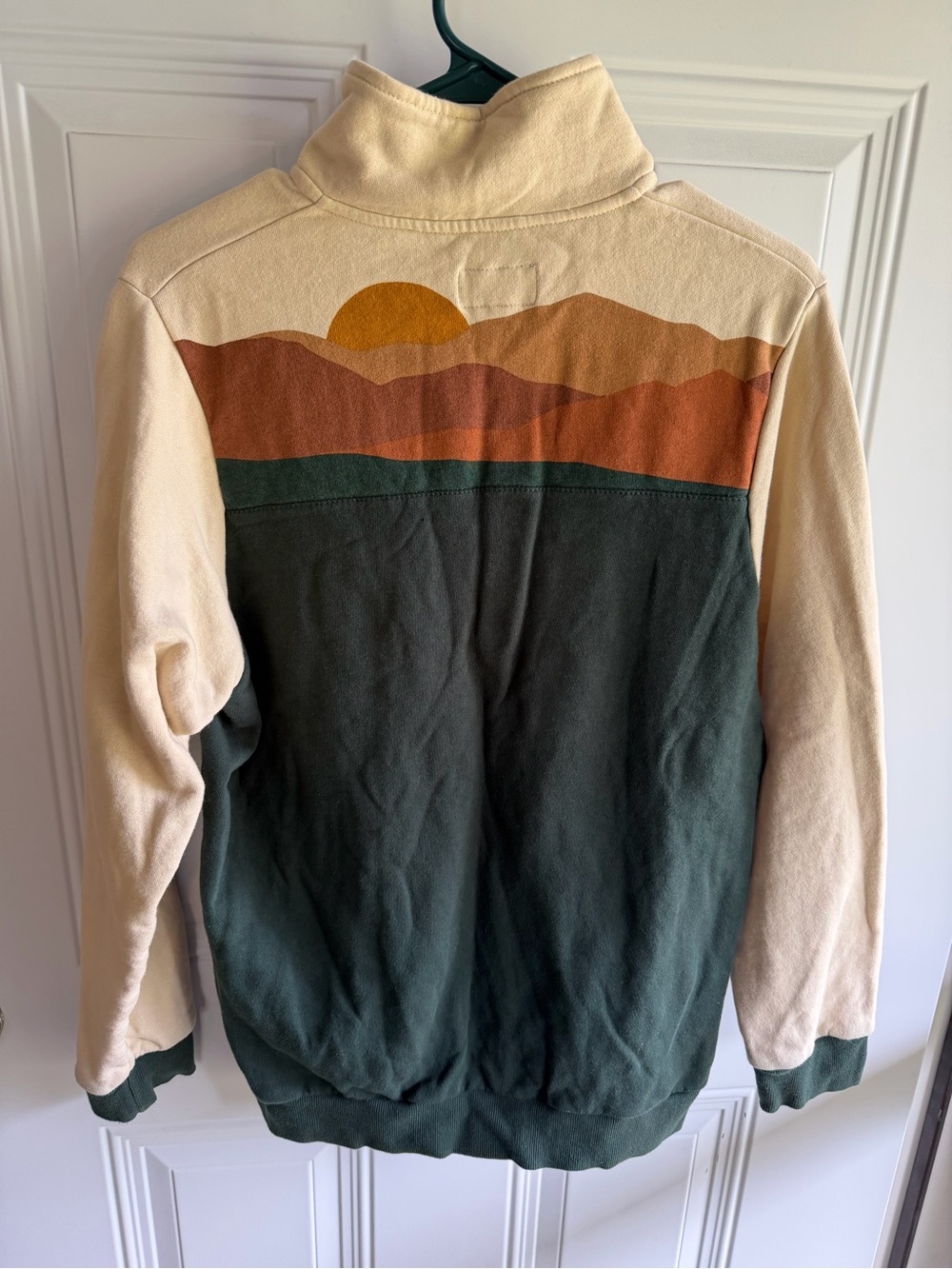 Happy Earth Organic Cotton Color-block Sunset Pullover Sweatshirt unisex medium